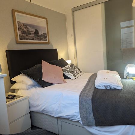 En-Suite Nook Near Forest & Sea, Super Value With Fridge, Microwave And Tv Lymington Ngoại thất bức ảnh